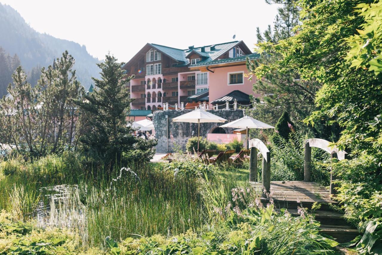 Wellnesshotel ...Liebes Rot-Flueh Хальдензе Экстерьер фото