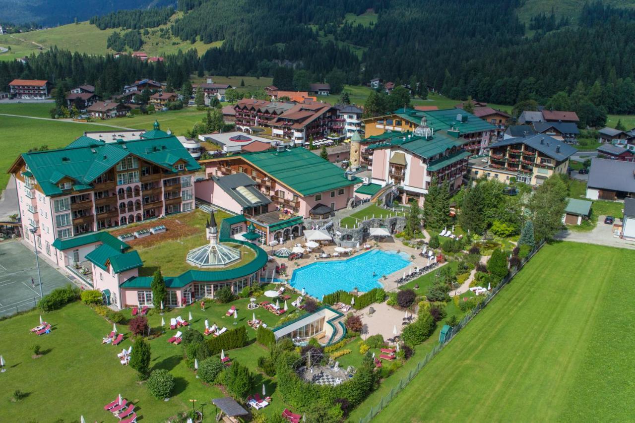 Wellnesshotel ...Liebes Rot-Flueh Хальдензе Экстерьер фото