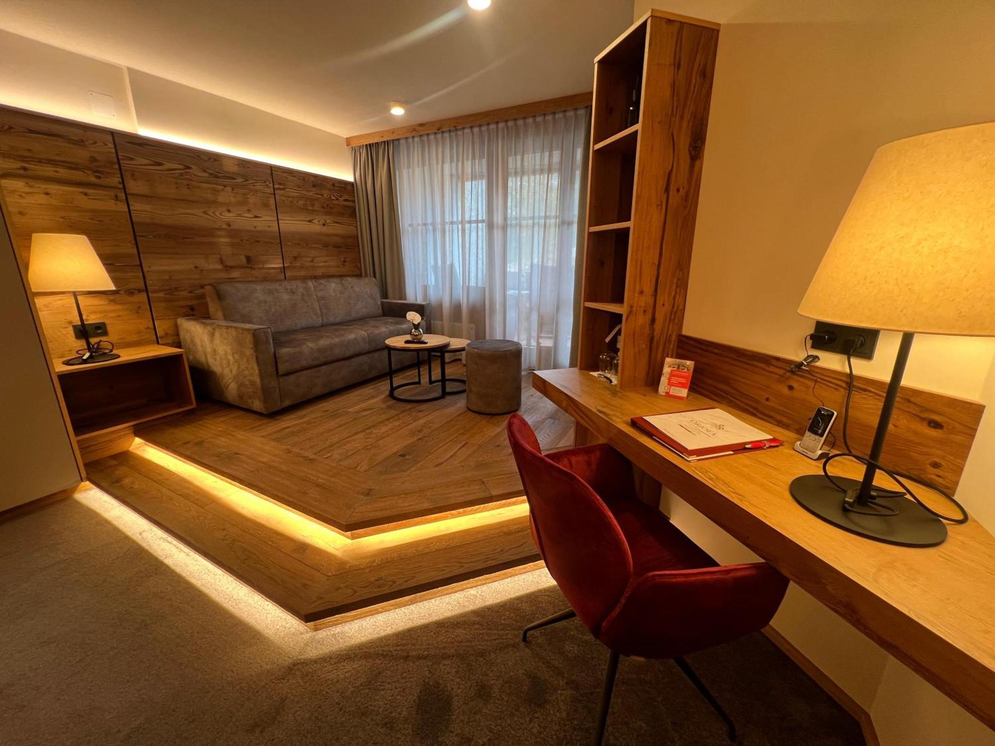 Wellnesshotel ...Liebes Rot-Flueh Хальдензе Экстерьер фото